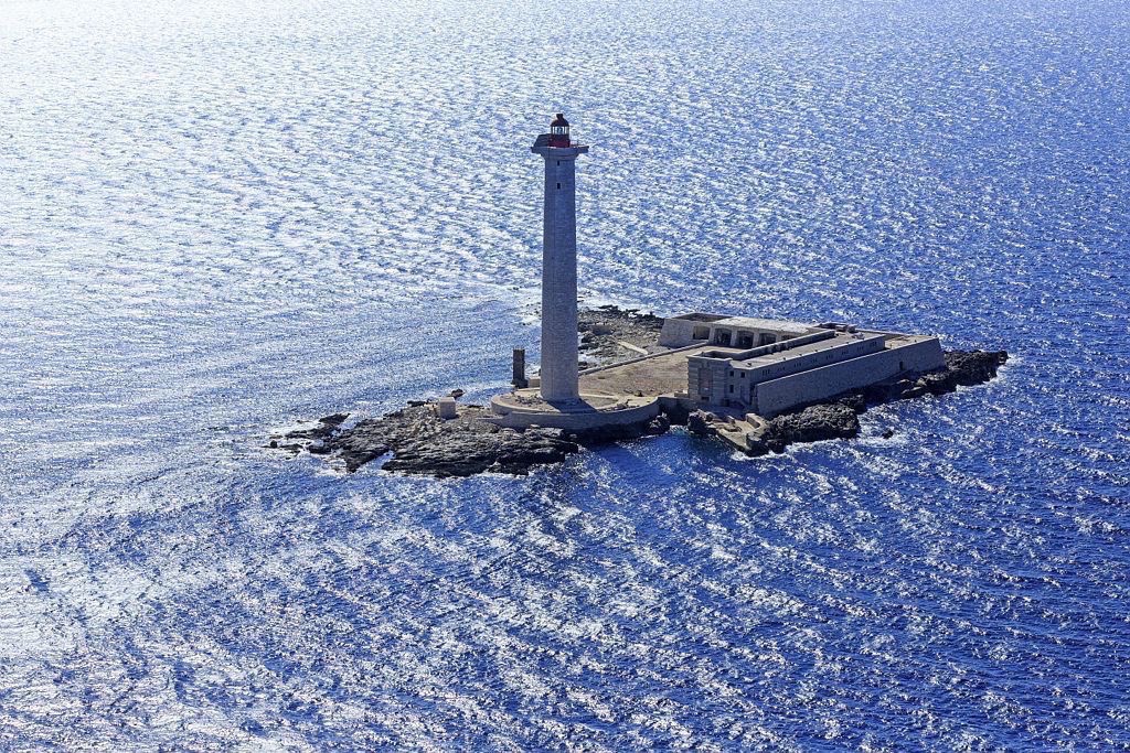 Parc national des Calanques, Rade de Marseille, Ile de Planier, phare de Planier (71,6 m)