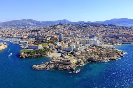 Marseille, 7e arrondissement, quartier du Pharo, palais du Pharo et anse du Pharo