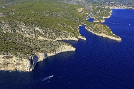 Parc national des Calanques, Marseille, 9e arrondissement, Pointe de Castelvieil, calanque de Port Pin, Pointe de Cacau
