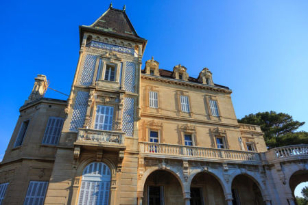 France, Bouches du Rhone (13), La Cote Bleue, Sausset Les Pins, Chateau Charles Roux (XIXe) copropriete privee